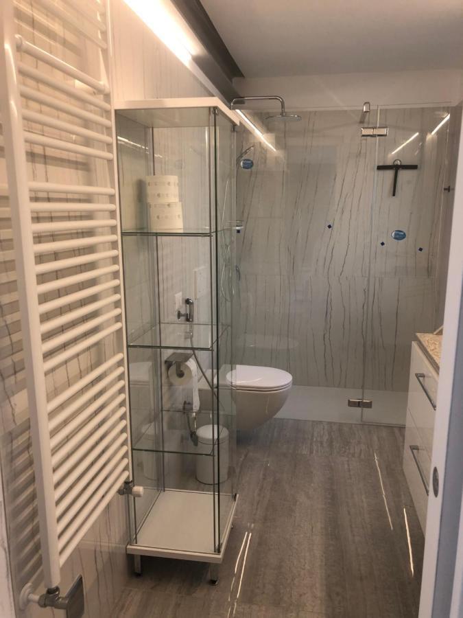 Luxury Vertical Open Space